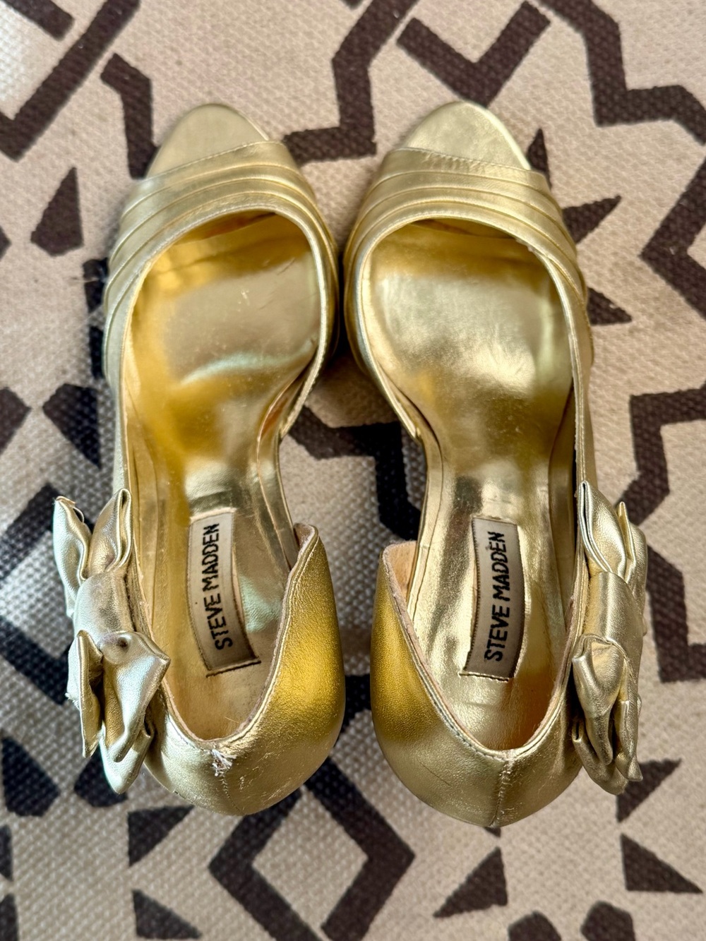 Steve Madden Metallic Gold Open-Toe Heels with Bow - Size 7